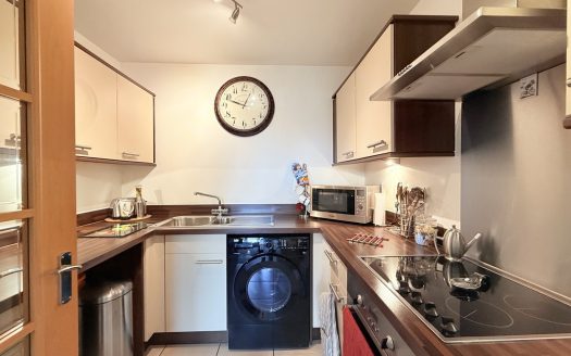 The Watermark, Jones Lane