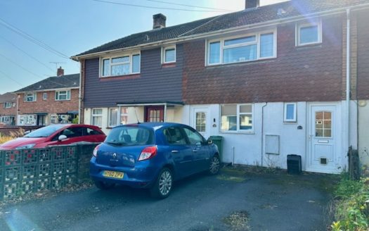 Holly Close, Hythe
