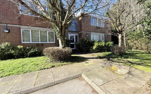 Ford Court, Beaulieu Road