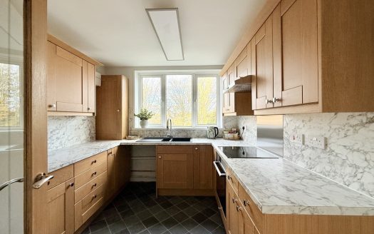 Hollybank Crescent, Hythe