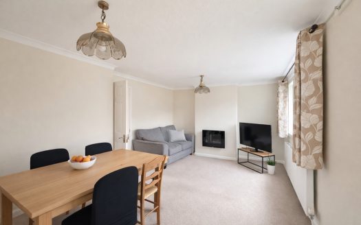 Cotswold Close, Dibden Purlieu