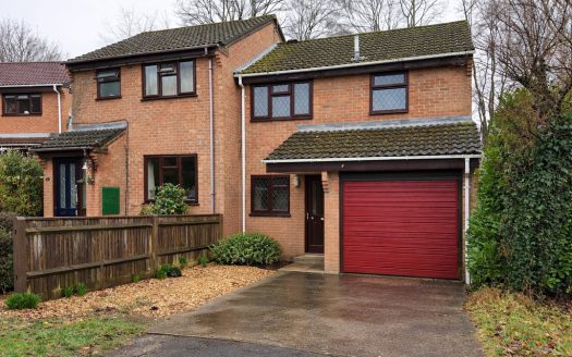 Cotswold Close, Dibden Purlieu