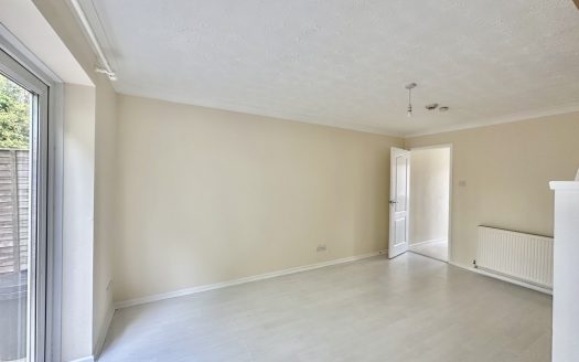 Pebble Court, Marchwood