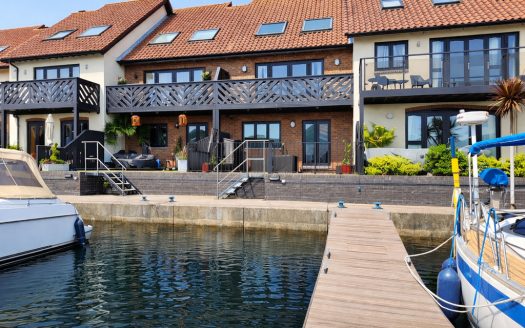 Velsheda Court, Hythe