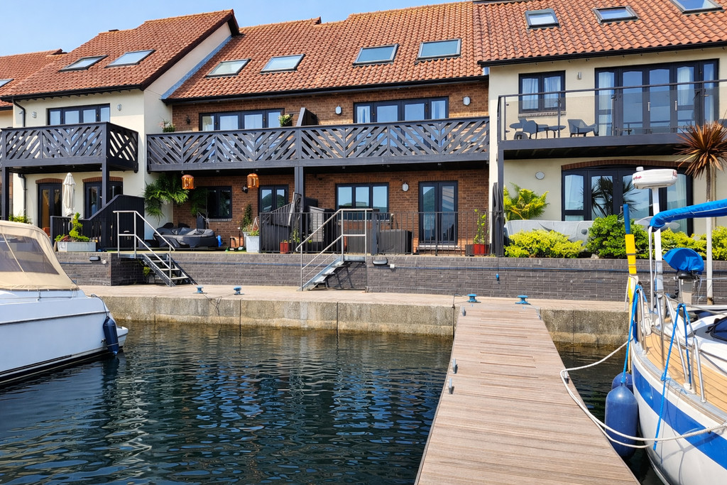 Velsheda Court, Hythe