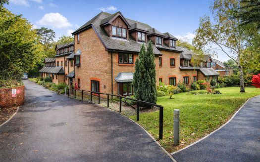 Langdown Lawn, Hythe