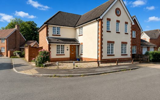 Upmill Close, West End