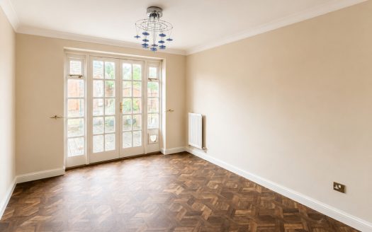 Upmill Close, West End