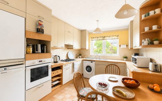Endeavour Way, Hythe